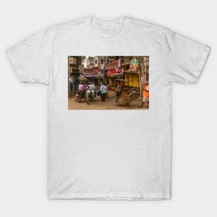 Varanasi Street Scene 01 T-Shirt